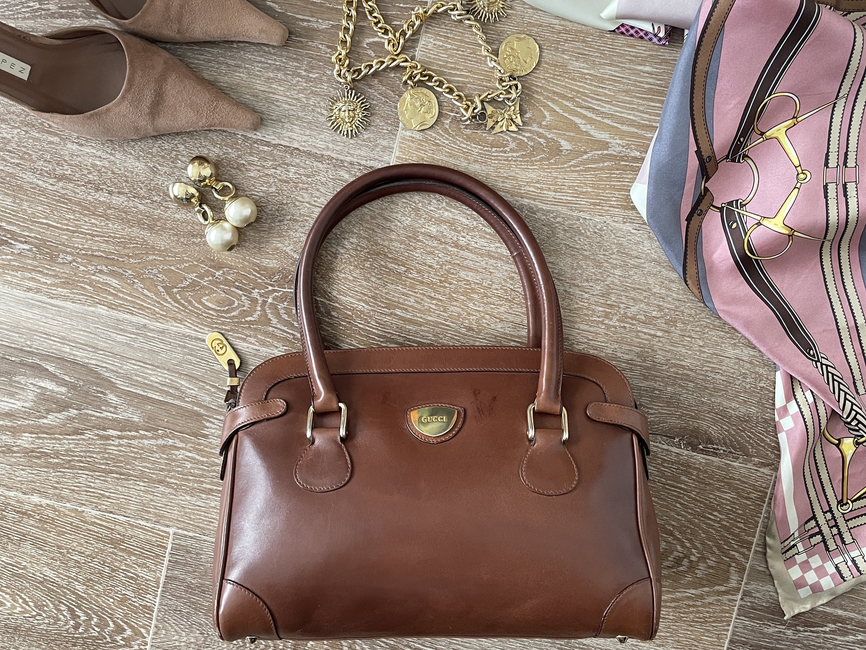 Gucci cognac bag sale