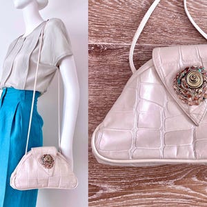 Vintage 80s pyramid purse | croc embossed white leather | cross body | shoulder bag | convertible clutch