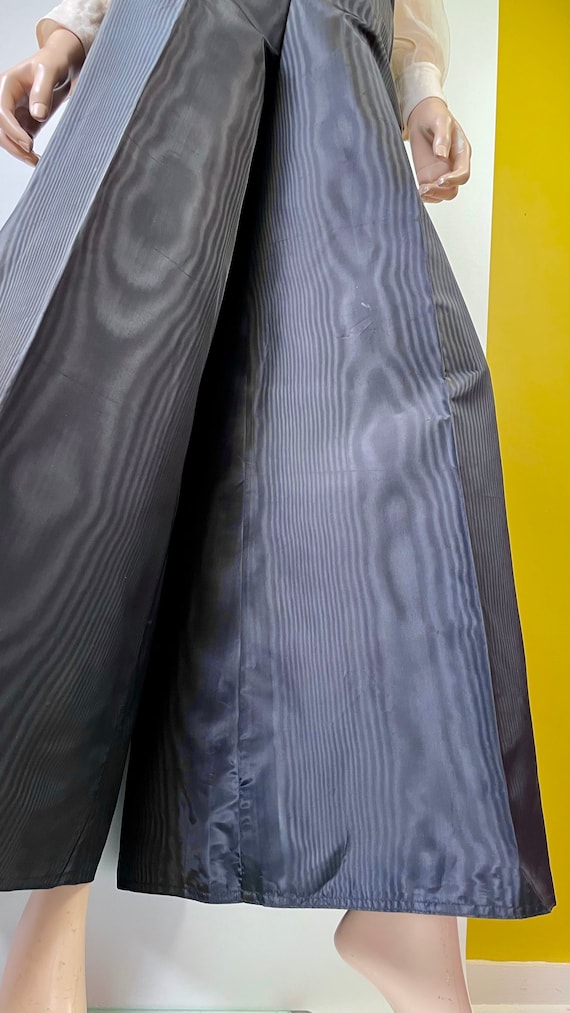 Vintage 70s Norma Tullo Bell Bottoms | Black Moir… - image 6