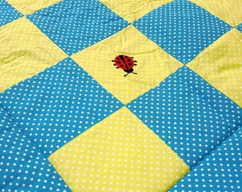 Krabbeldecke  Babydecke Spieldecke Patchwork blau gelb Tupfen Marienkäfer ca. 100x100cm