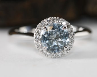Round Aquamarine and Diamond Halo Engagement Promise Ring In 14K White Gold