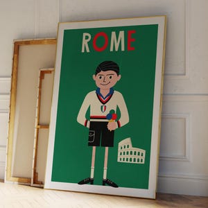Puede incluir: Un póster verde con la palabra "ROMA" en letras blancas y rojas. Una ilustración de dibujos animados de una persona que lleva una camisa blanca y roja con una pequeña bandera italiana en el pecho, pantalones cortos negros y sosteniendo un cono de helado de colores. La persona está de pie frente a un contorno blanco del Coliseo.
