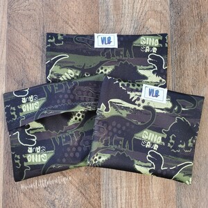 Reusable Sandwich and Snack bags Set, Camo Dinosaurs