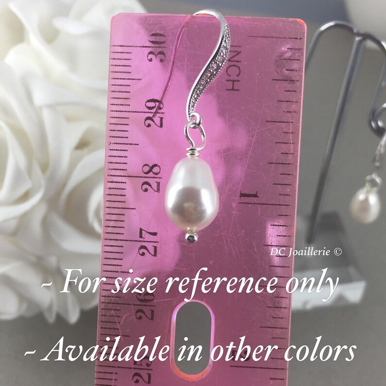 Teardrop Pearl Earrings Blush Wedding Gift for Moms Pink Pearl Earrings Maid of Honor Gift Bridal Party Gift Bridesmaid Earrings Gift