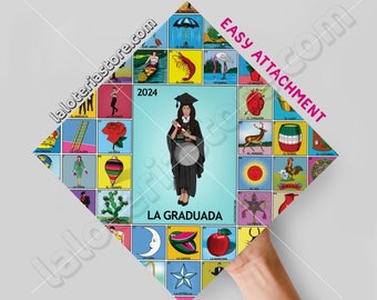 2024 Graduation Topper Sarape La Graduada Loteria Topper Papier cartonné 9,3 x 9,3 po - Impression vinyle - Impression d'art The Graduate Mexican Bingo