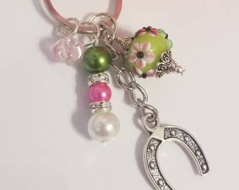 Horseshoe charm keychain, beaded keychain, womens keychain, car accessories