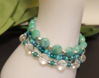 Set of 3 stacking bracelets, seed bead bracelet, beaded bracelet, bracelet, sea green beaded bracelet set