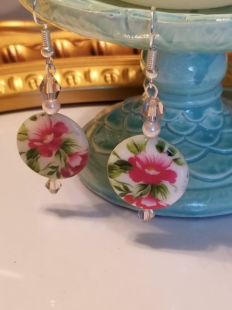 dangle drop hook earrings flower floral earrings pink crystal earrings Round glass disc earrings bridal earrings
