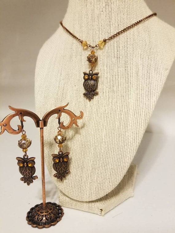 Antique copper owl jewelry set, copper owl necklace with matching owl earrings, rhinestone owl pendant necklace and earrings