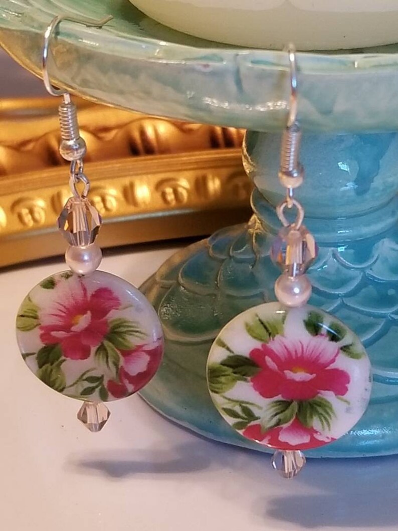 dangle drop hook earrings flower floral earrings pink crystal earrings Round glass disc earrings bridal earrings