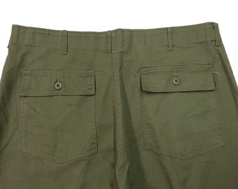 Vintage US Army OG507 Cotton Blend Pants ~ measure 41 x 32