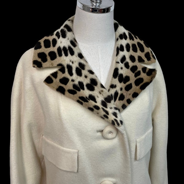 Vintage 1950s Women's Soft Wool Cheetah Fur Overcoat sz M