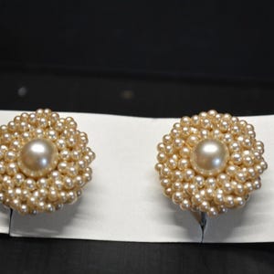 Vintage Beige Tan Champagne Faux Pearl Round Stud Screw Back Clip On Earrings