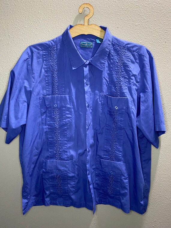 Vintage Men's TropiCool Guayabera Blue Button Up Shor… - Gem