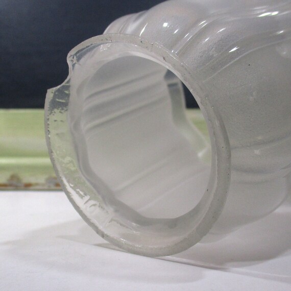 Classic Sandblasted Early Gas Style Shade With 4 Fitter