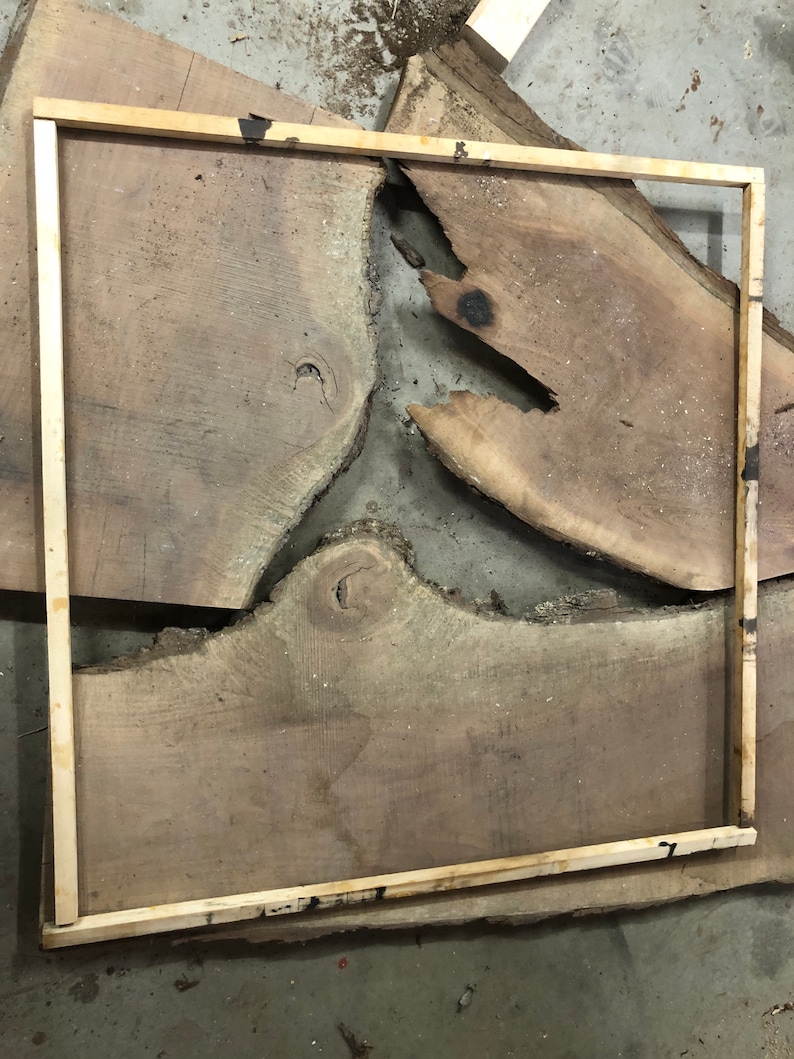 Round Live Edge River Kitchen Table Round Dining Table Round Etsy