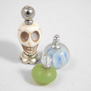 Skull Miniature Perfume Bottles, Potion Bottles, Handmade Fairy Accessories, Dollhouse Decoration