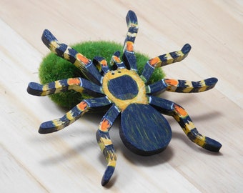 Mexican Red-Knee Tarantula,4 inches, Hand Painted Wooden Tarantula