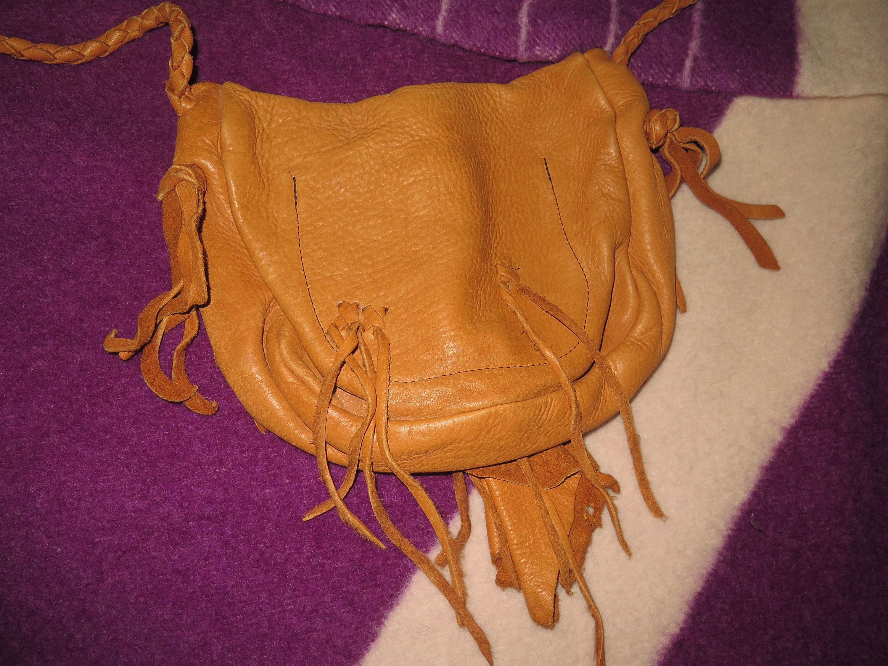 Vintage Native American Handmade Made Deer Skin Flat Purse / Bag