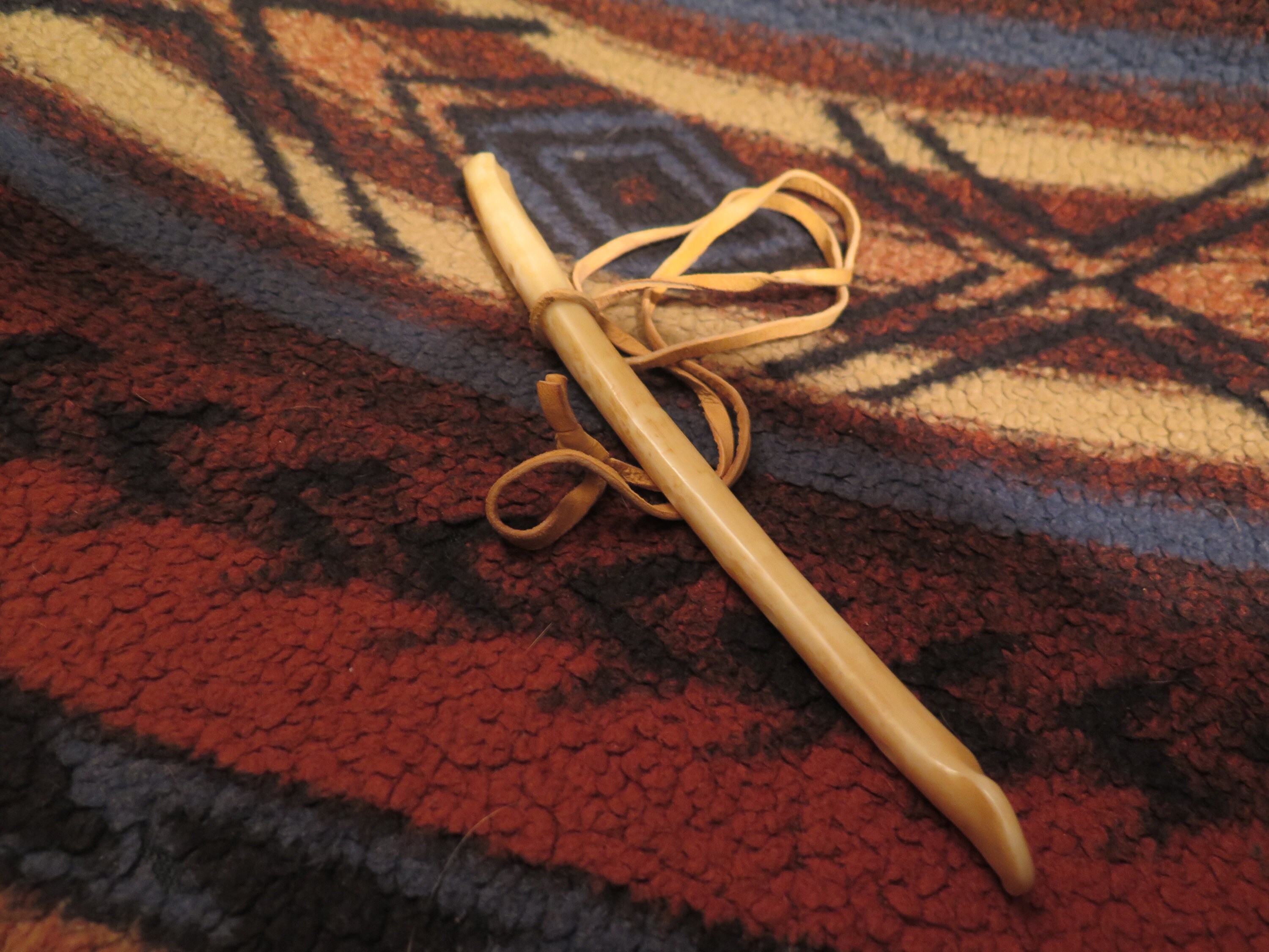 Native America Eagle Wing Bone Bird Call Whistle Museum quality 8