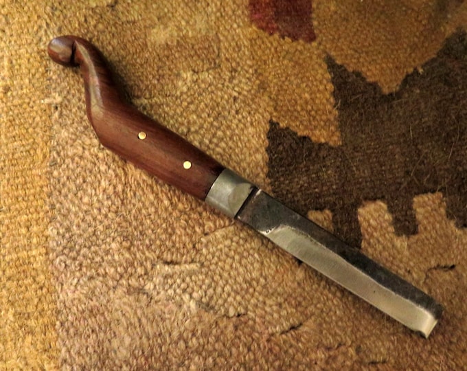FLASH SALE Native American Mocotaugan carvers draw knife tool Hand Forged Carbon Steel Collectible Crooked Knife - Right Handed Carving Tool