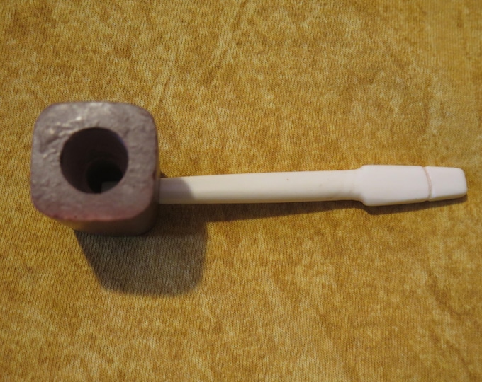 Catlinite Trapper Pipe: Hand-Carved Pipestone with Bone Stem