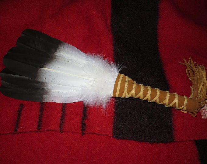 Eagle Feather Fan Wand Feather Golden Eagle Medicine Fan Hand-painted Native American Made Smudge & Prayer Wand Regalia
