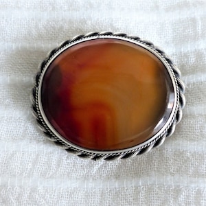Antique Victorian Silver-plated Orangey-Red Carnelian Agate Brooch With Double Rope Twist Border