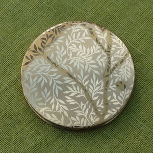 Vintage 1950s Shiny & Matt Leafy Pattern Brass Powder Compact, Empty and Unused