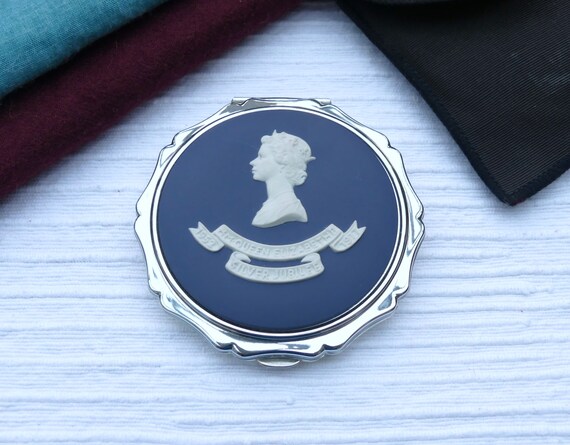 STRATTON Silver-Plated, Queen's Silver Jubilee We… - image 9