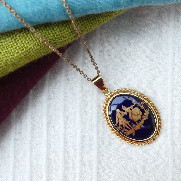 LIMOGES Pendant, Dark Midnight Blue With Gold Transfer of a 18th Century Couple, Signed Limoges, On Rolled Gold Chain, Vintage 1970s