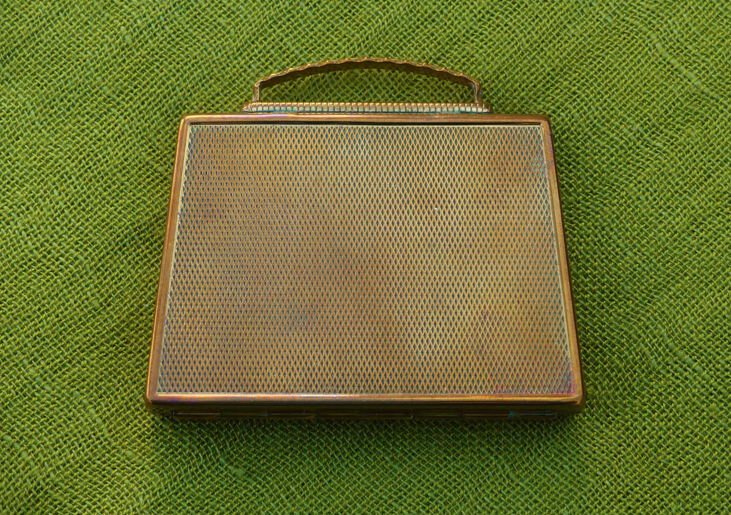 mascot cigarette case 1960s vintage or can be used for business cards. Now listed in my Etsy shop. Link in bio. , #newbeginningsvintage #mascot #mascotcompact #vintage #vintagecigarettecase MASCOT Brass Handbag-shaped Powder Compact