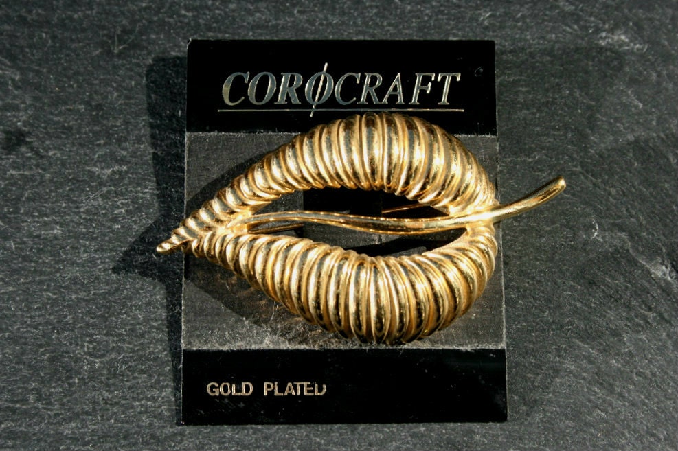COROCRAFT by CORO 金メッキ リーフ ブローチ、BNWT、ヴィンテージ