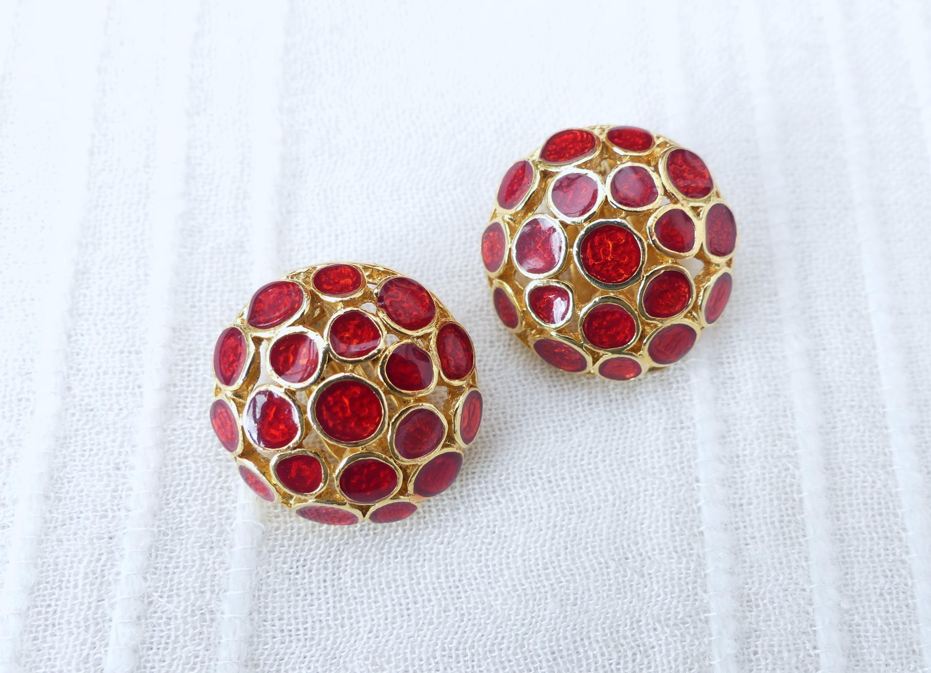 Boucles D'Oreilles Vintage Années 80 - Velours Rouge - Fermoir Clip - Puces Sans Marque