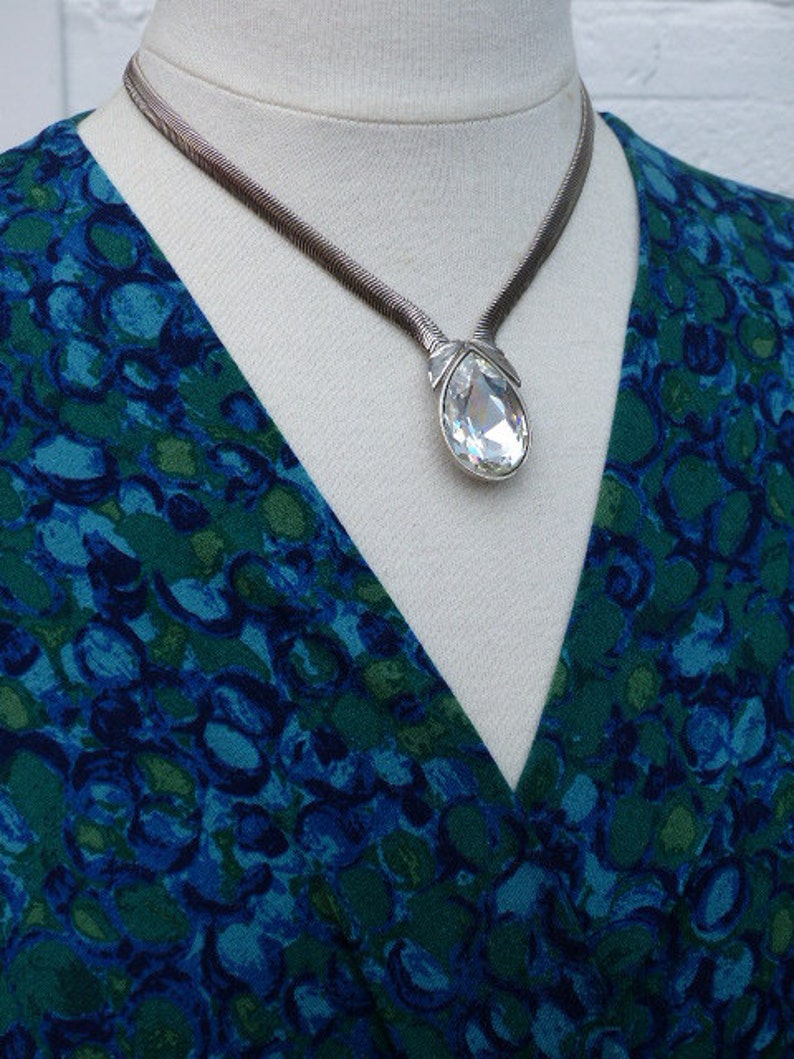 HR Snake Chain Pendant Necklace /& Earrings Set 1980s Palladium and Crystal Diamant\u00e9 Set HELENA RUBINSTEIN