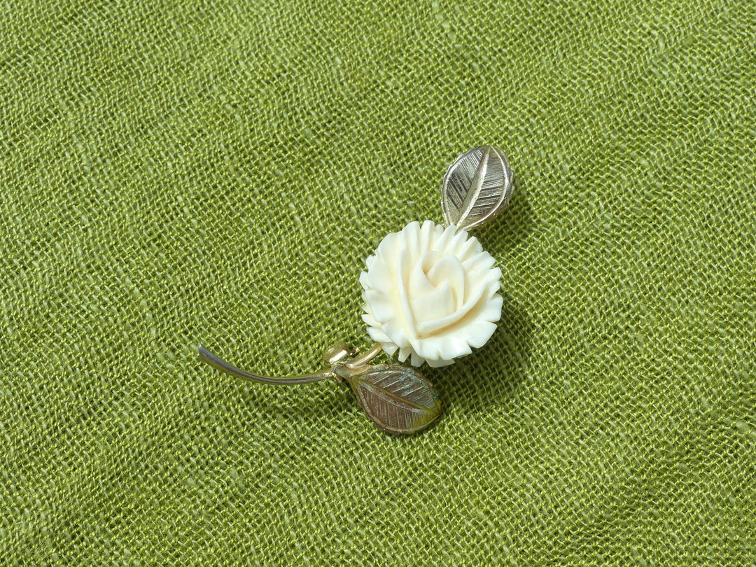 仏国Vintage セルロイドの花束ブローチ il_1080xN.3940187371_pk08.jpg