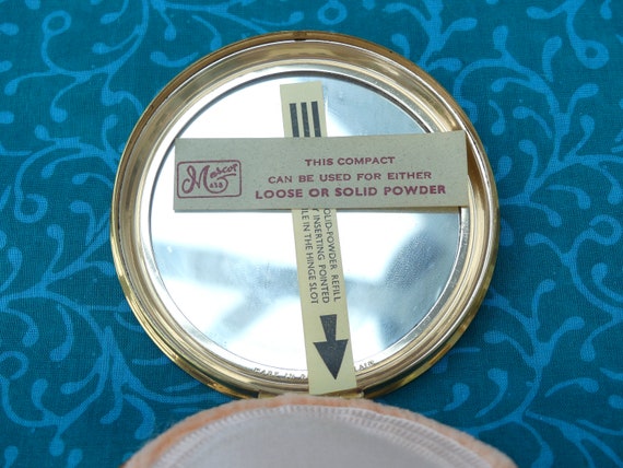 MASCOT Lacquered Brass Convertible Powder Compact… - image 4