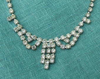 Vintage 1950s Silvertone Claw-set Diamanté Prom Necklace