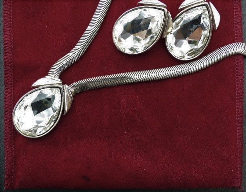 HR Snake Chain Pendant Necklace /& Earrings Set 1980s Palladium and Crystal Diamant\u00e9 Set HELENA RUBINSTEIN