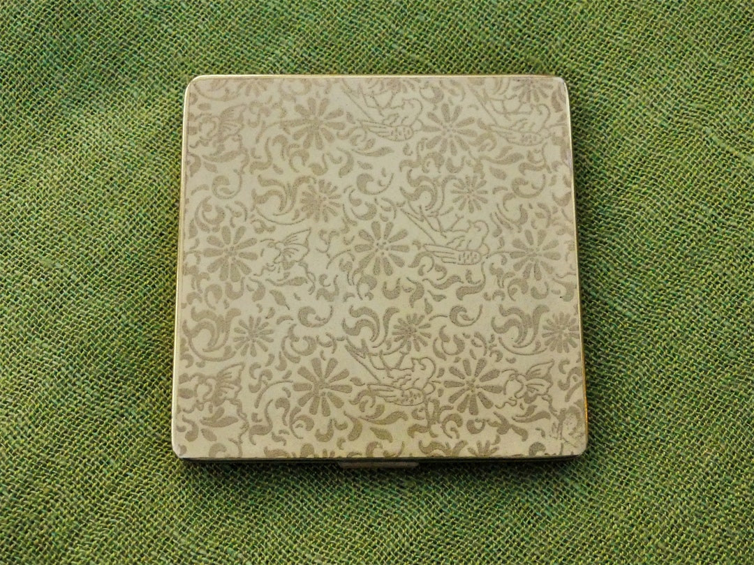 Vintage 1950s Square Powder Compact With Cream & Gold Enamel Birds ...