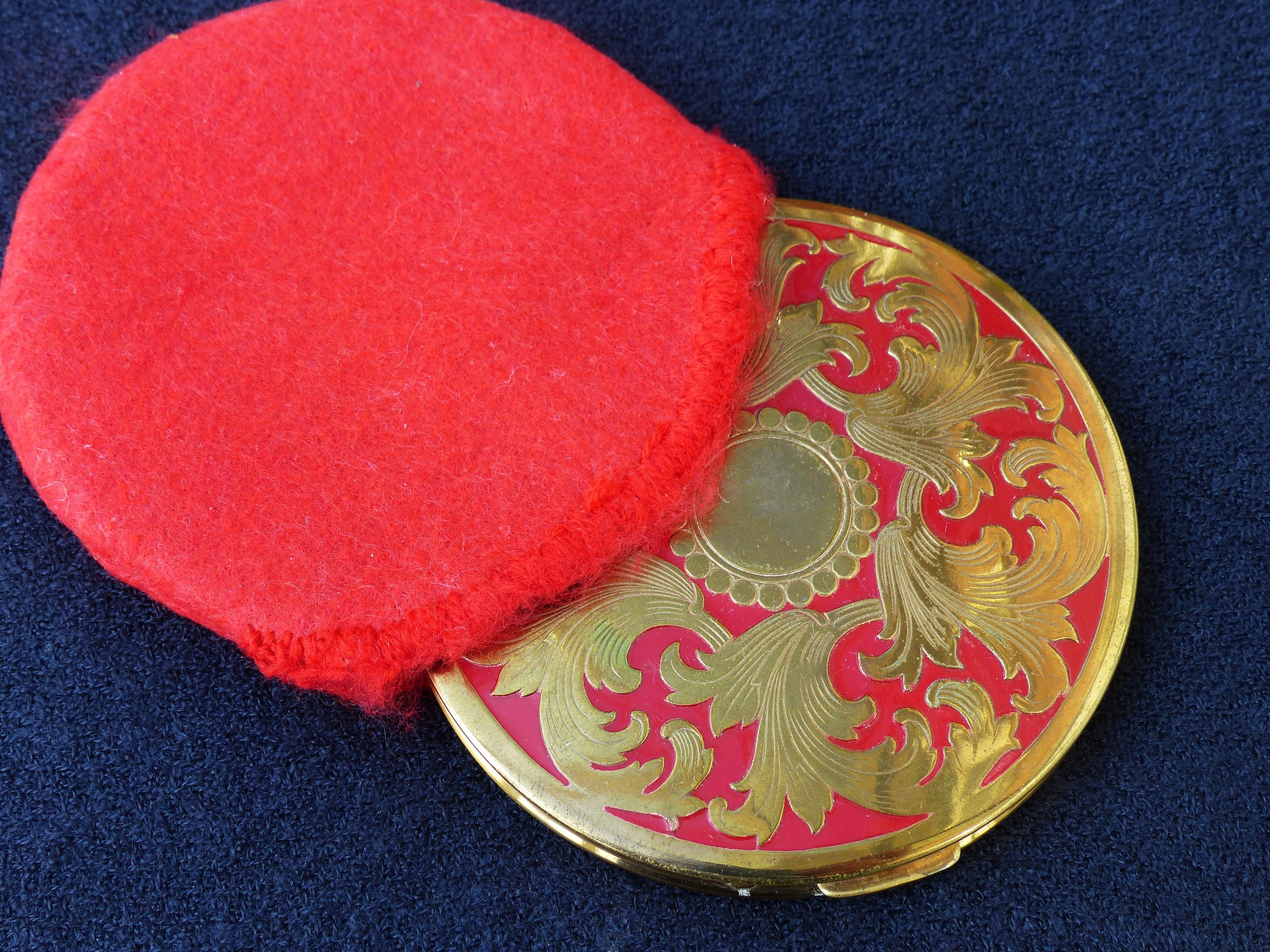 Rex Fifth Avenue Vintage compact with Comn Duo Rex Fifth Avenue Compact - Etsy main image 2