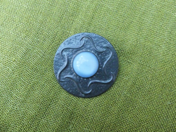 Edwardian Hammered Pewter Circular Brooch Studded With Pale Blue Moonglow Glass Cabochon, Vintage 1900s Arts and Crafts