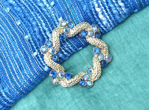 Vintage 1950s Hexagonal Twisted Wreath Brooch, Pa… - image 9