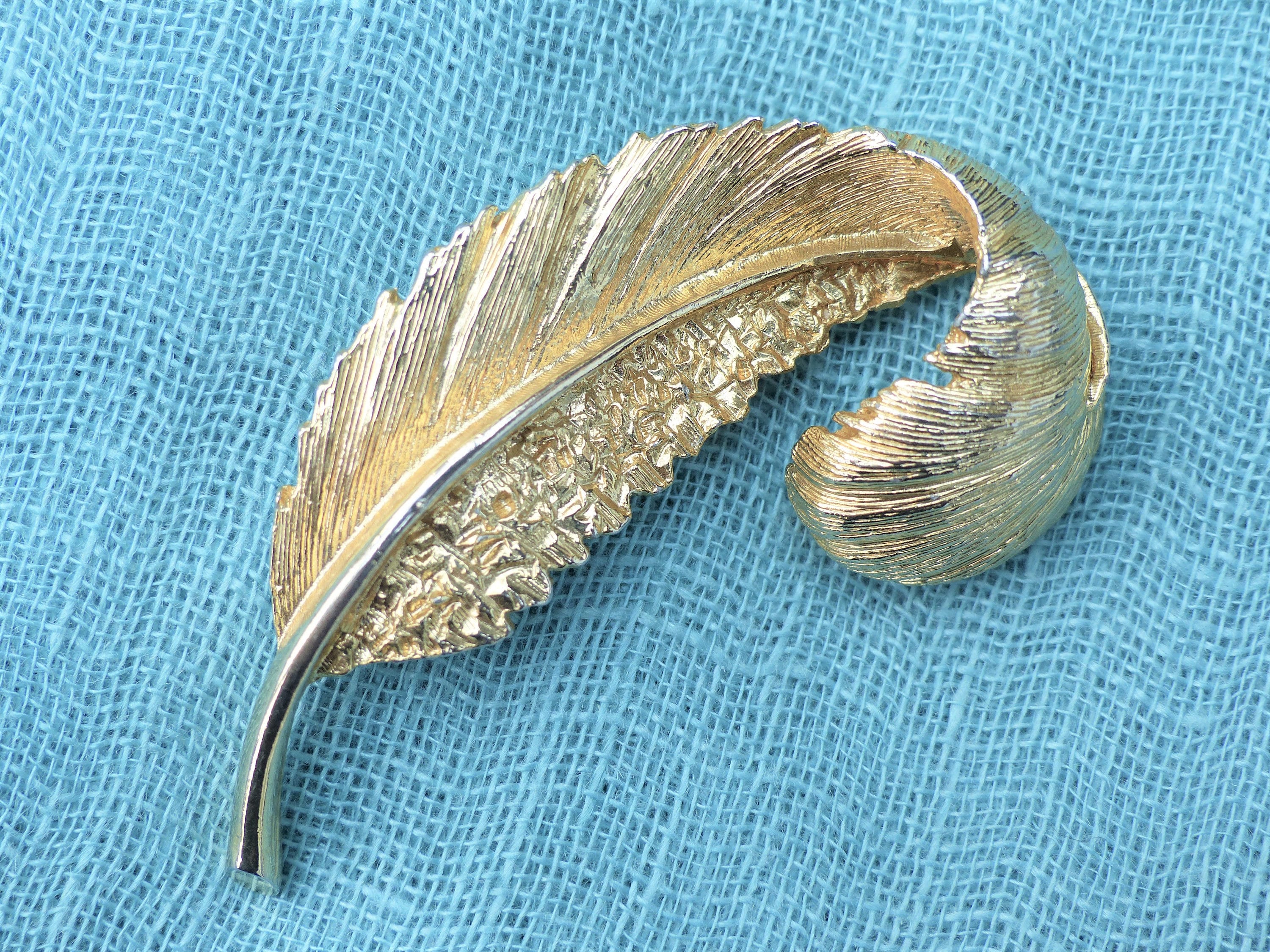 銀製　SILVER刻印　彫金　日の出鶴文　銚子　約242ｇ　D　R7887 銀製 SILVER刻印 彫金 日の出鶴文 銚子 約242g D R7887