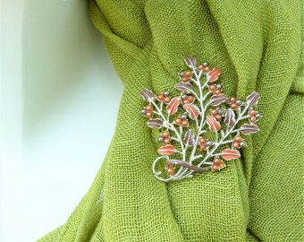 JEWELCRAFT by CORO Gold-tone Leaf Brooch with Rusty Brown Cold-painted Enamel Leaves and Rusty-Brown Faux Pearl Berries, Vintage 1960s