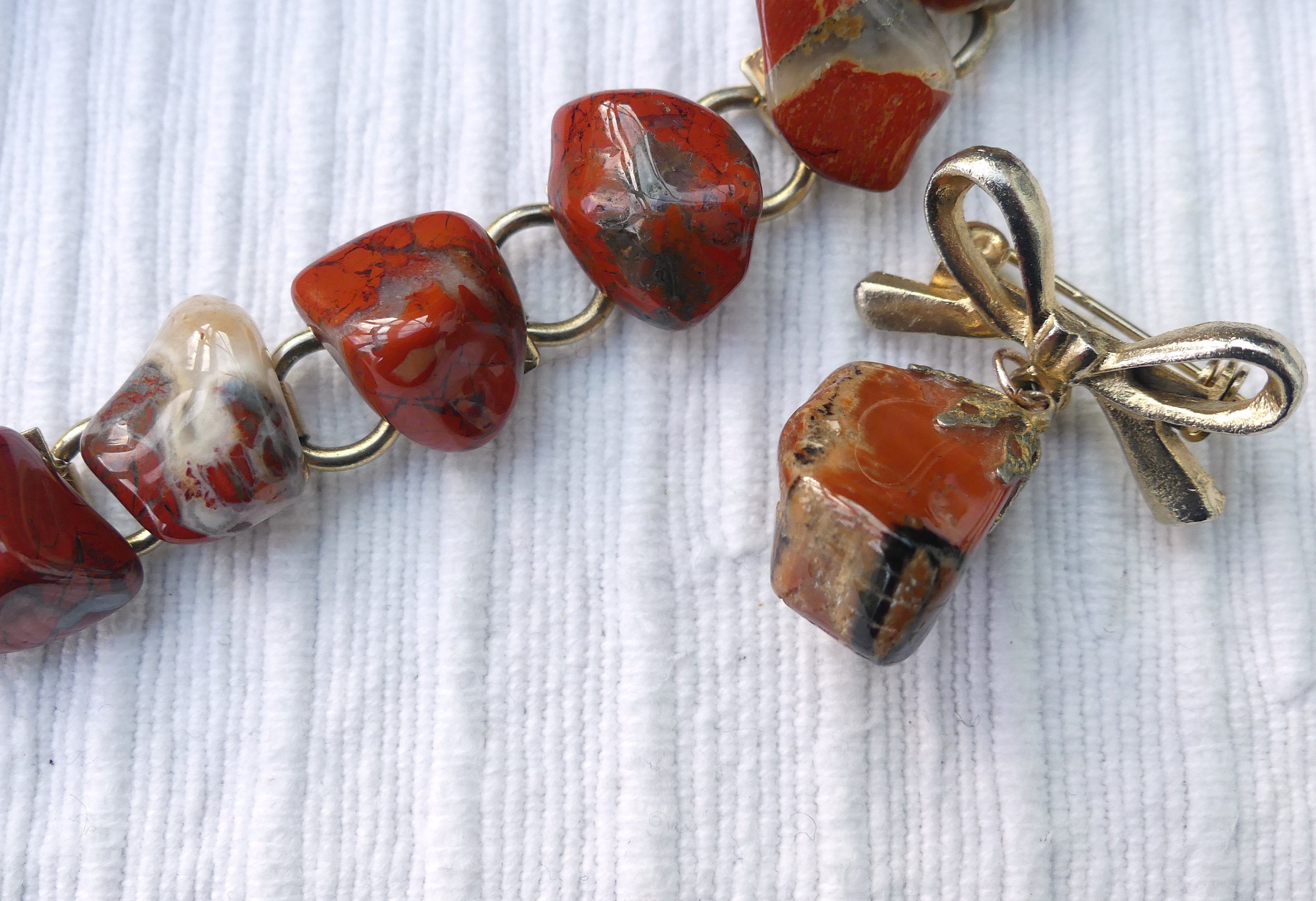 Bracelet Vintage En Jaspe Rouge - Modèle N436 - Bijou Pierre Naturelle - Occasion