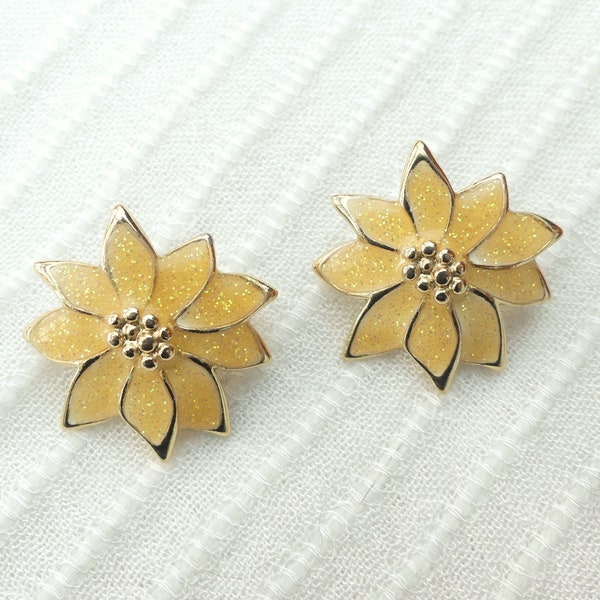 AVON "White Christmas" Gold-Plated Yellowy-Cream Glitter Enamel Poinsettia Stud Earrings (For Pierced Ears), Vintage 1987