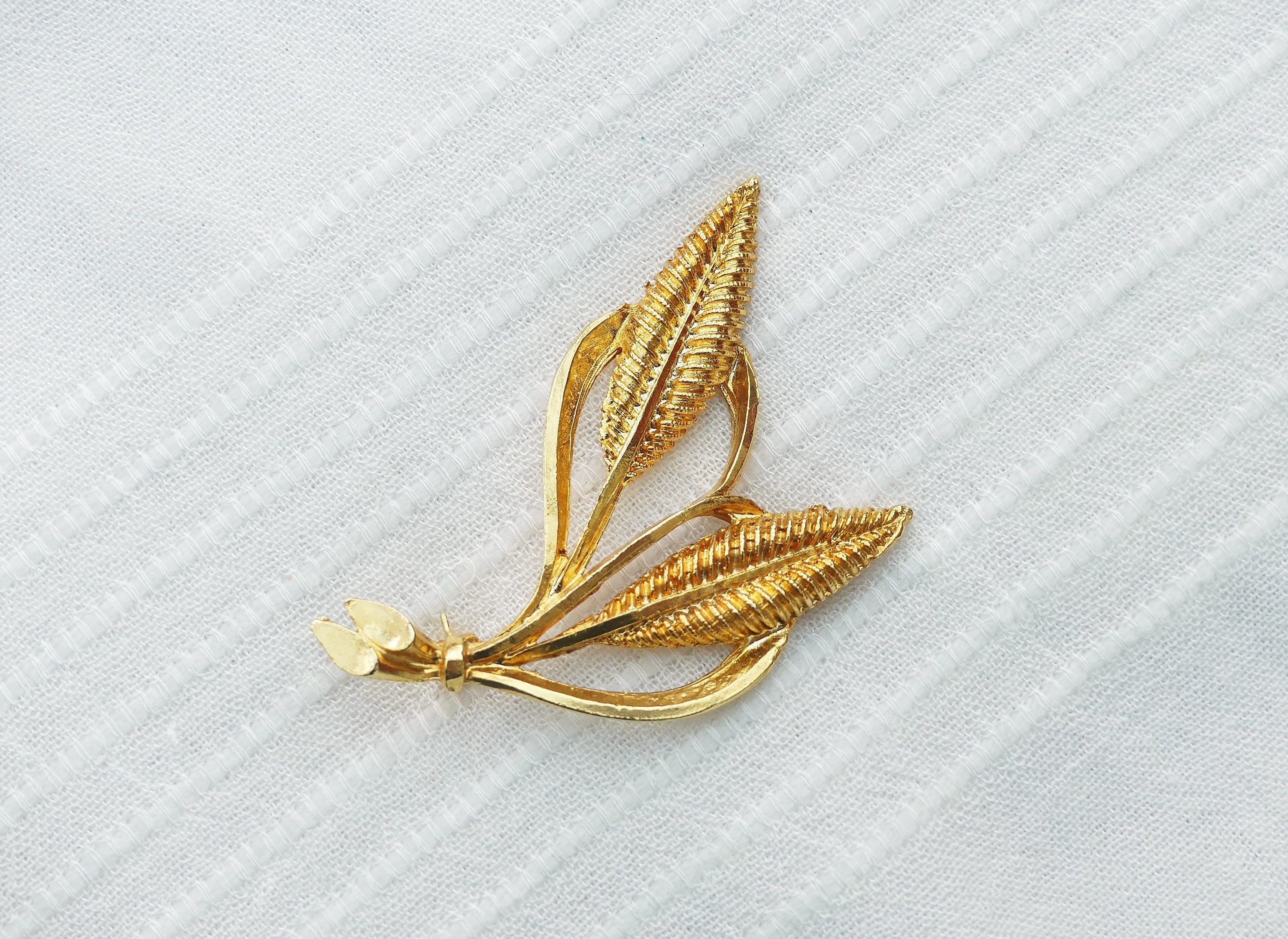 60s Sphinx Brooch - Etsy