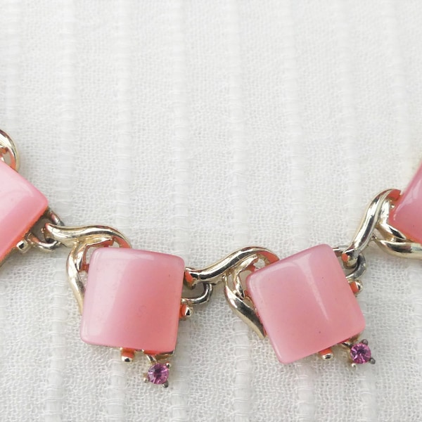 CORO Champagne Goldtone Necklace With Pink Moonglow Lucite Squares & Pink Diamanté Accents, Vintage 1960s