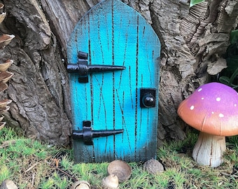 Hand Painted Blue Fairy Door – Whimsical Garden Decoration, Tree Accent